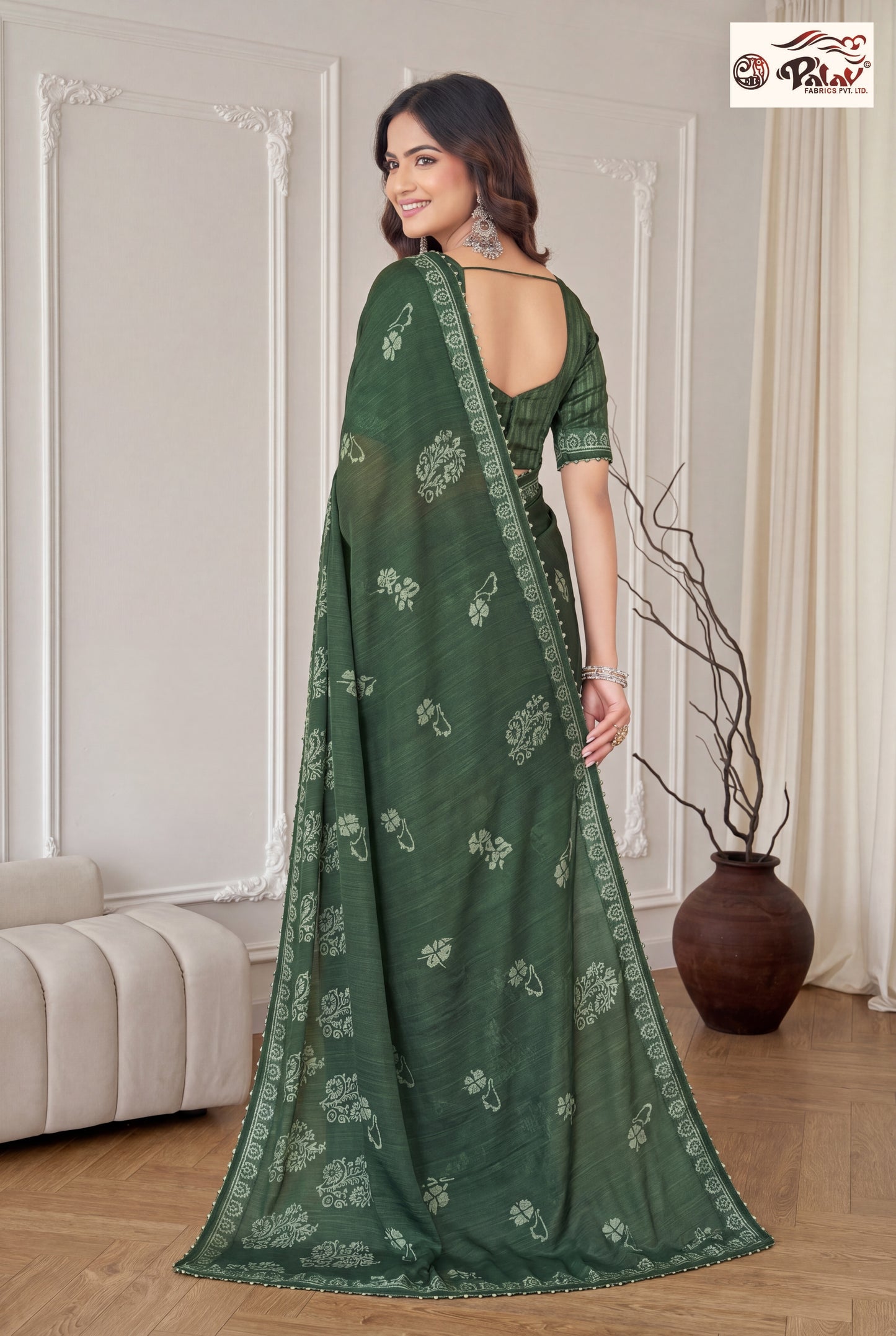 Stylish Kreeva Georgette Saree with Cute Designer Work