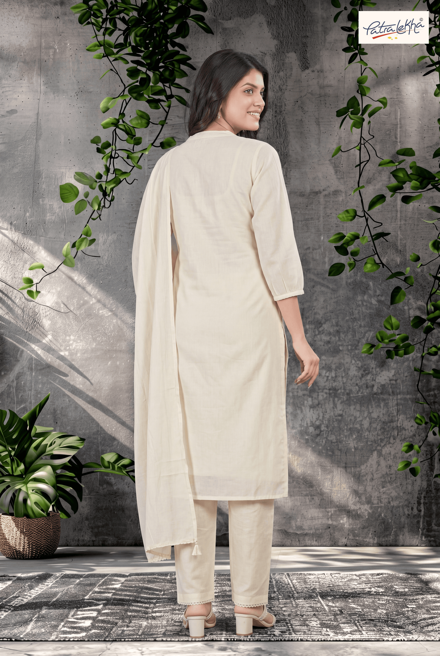 Elegant Off-White Cotton Kurta Set