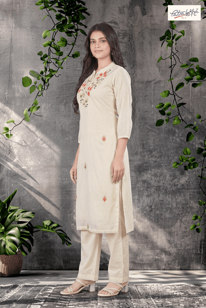Elegant Off-White Cotton Kurta Set
