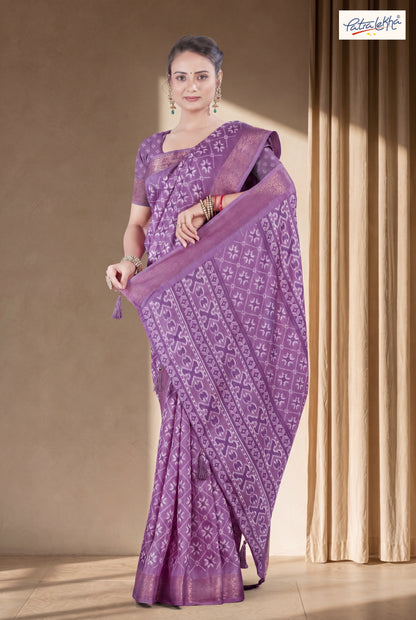 Emerald Dola Silk Saree with Traditional Woven Print & Rich Border