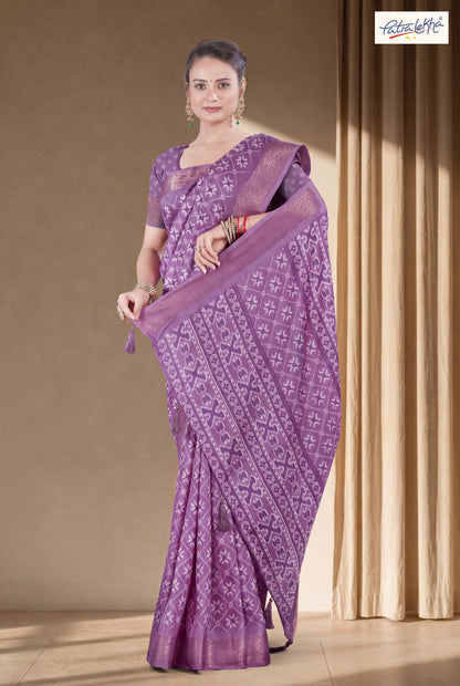 Emerald Dola Silk Saree with Traditional Woven Print & Rich Border