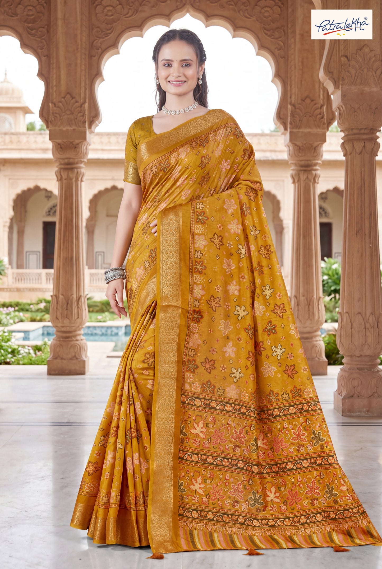 Royal Dola Silk Saree with Self Jacquard Border & Elegant Floral Weaving