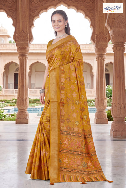 Royal Dola Silk Saree with Self Jacquard Border & Elegant Floral Weaving