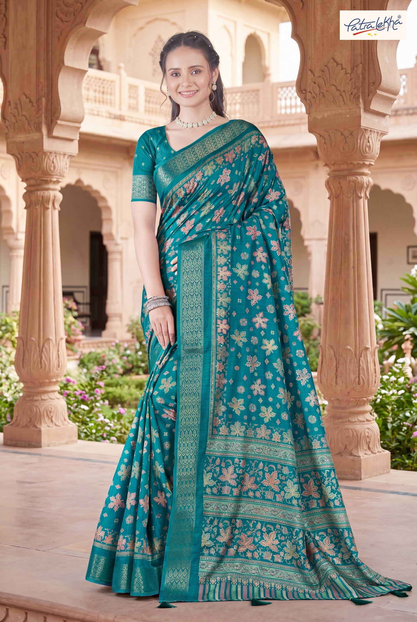 Royal Dola Silk Saree with Self Jacquard Border & Elegant Floral Weaving
