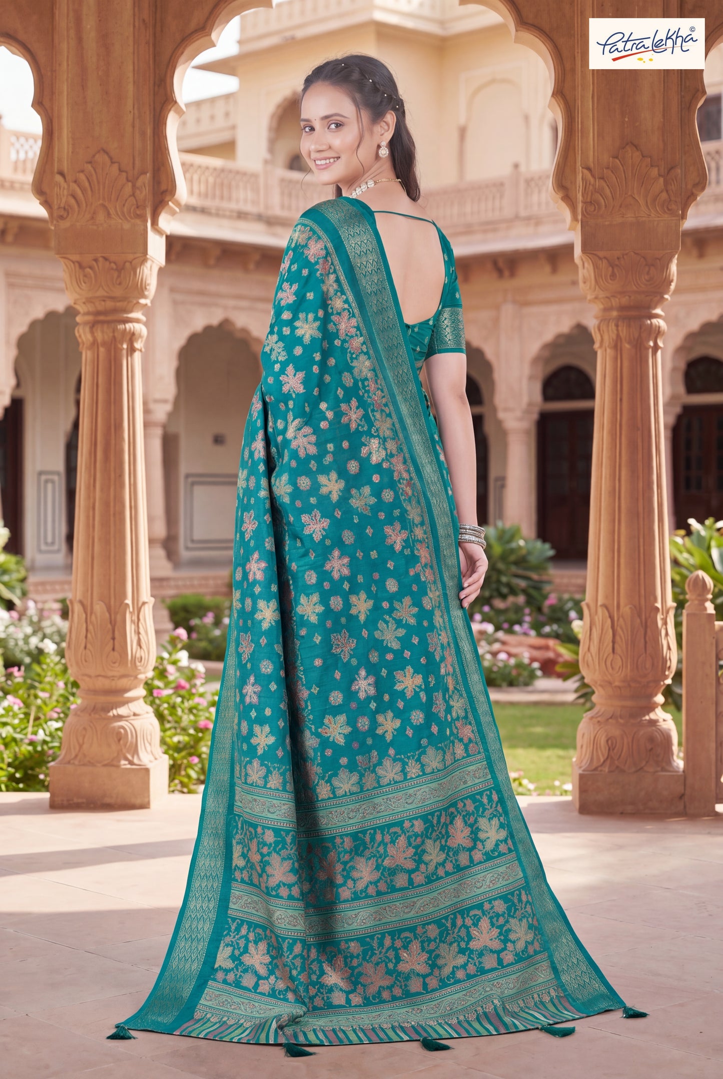 Royal Dola Silk Saree with Self Jacquard Border & Elegant Floral Weaving