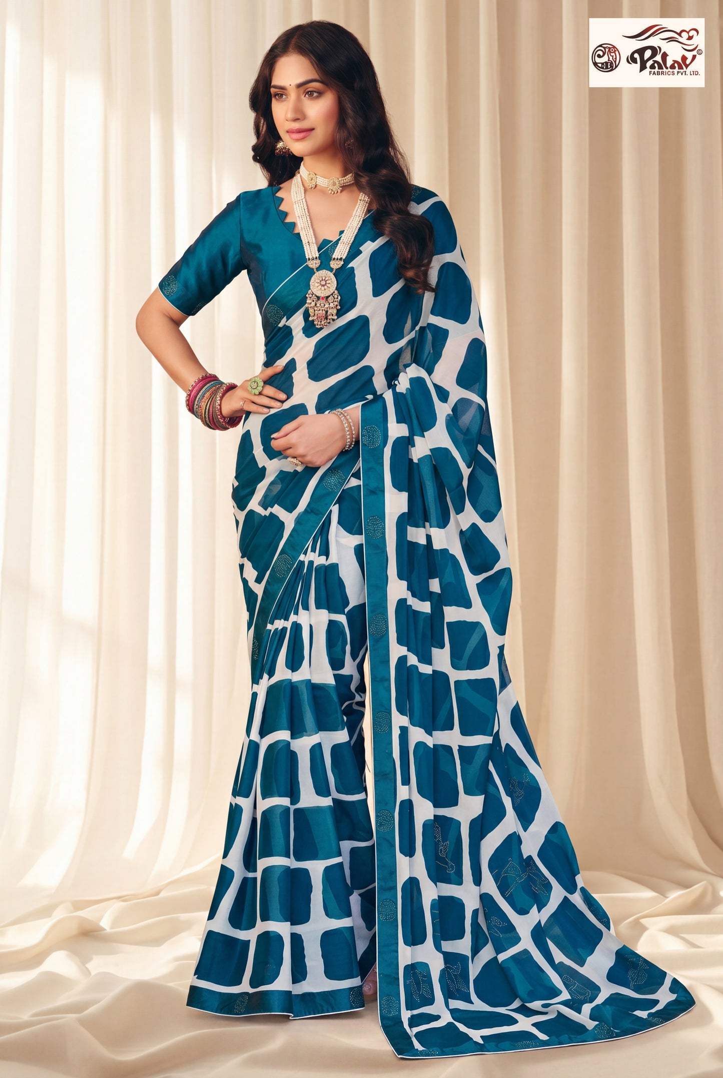 Elegant Kreeva Georgette Saree with Stone Work Pallu & Designer Border