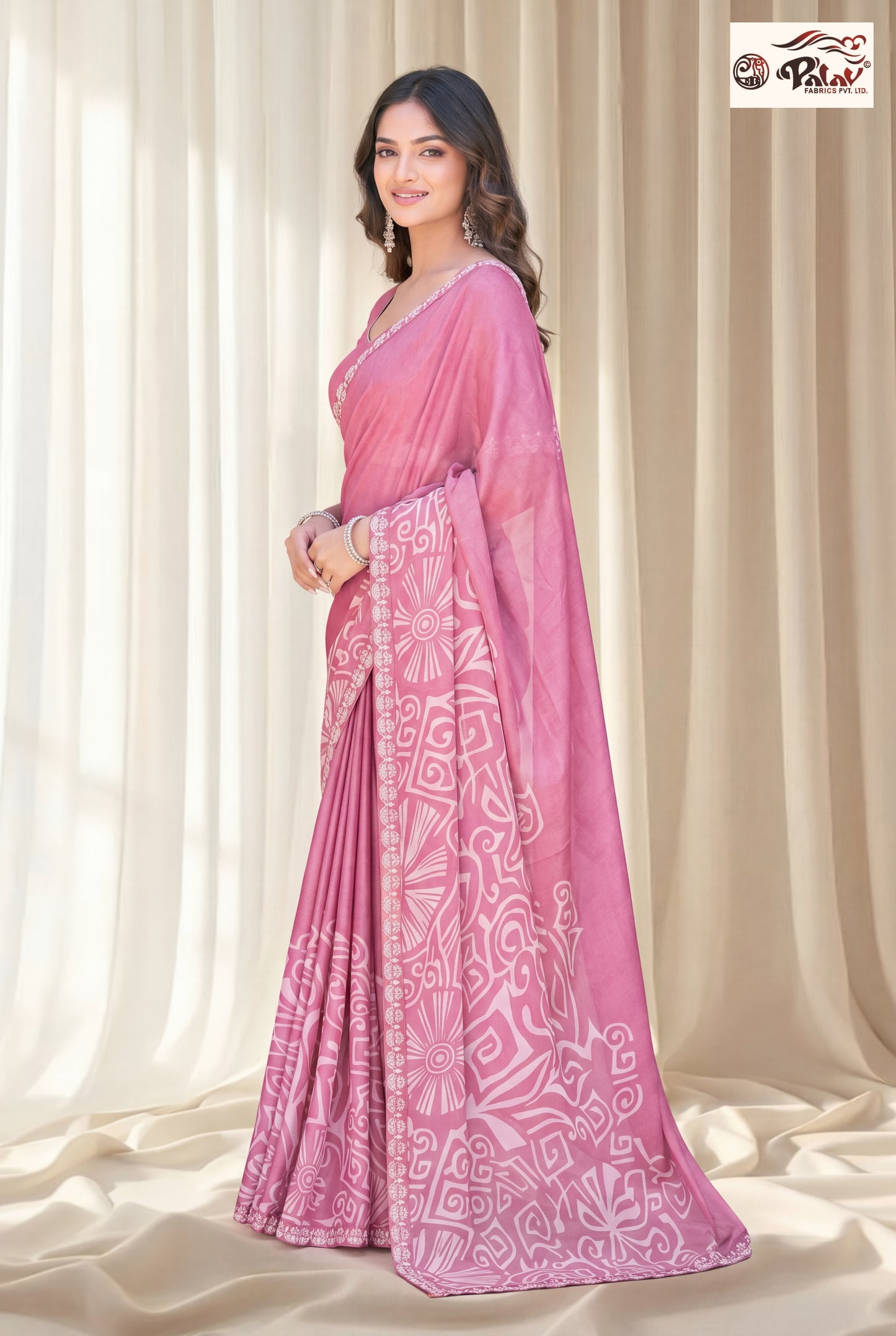 Elegant Kreeva Georgette Saree with Reshmi Work Border